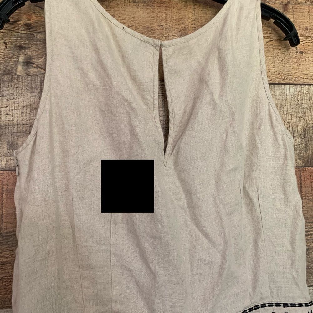 Loft‎ beige and black sleeveless shorts romper, size 10 - Picture 14 of 15